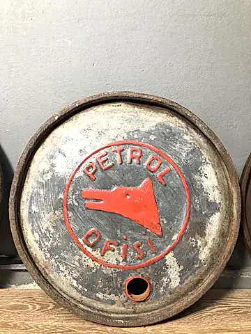 70’ler Ağır Metal “Petrol Ofisi” Varil Kapağı 2