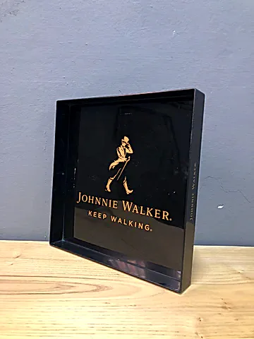 Johnnie Walker Tepsi