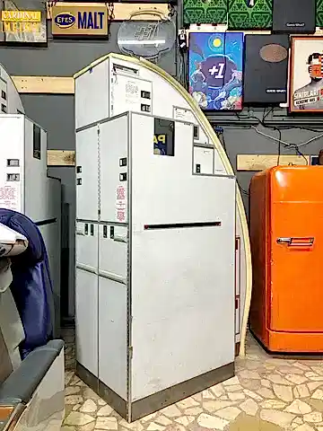 B737-800 Uçaktan Çıkma Galley Dolap